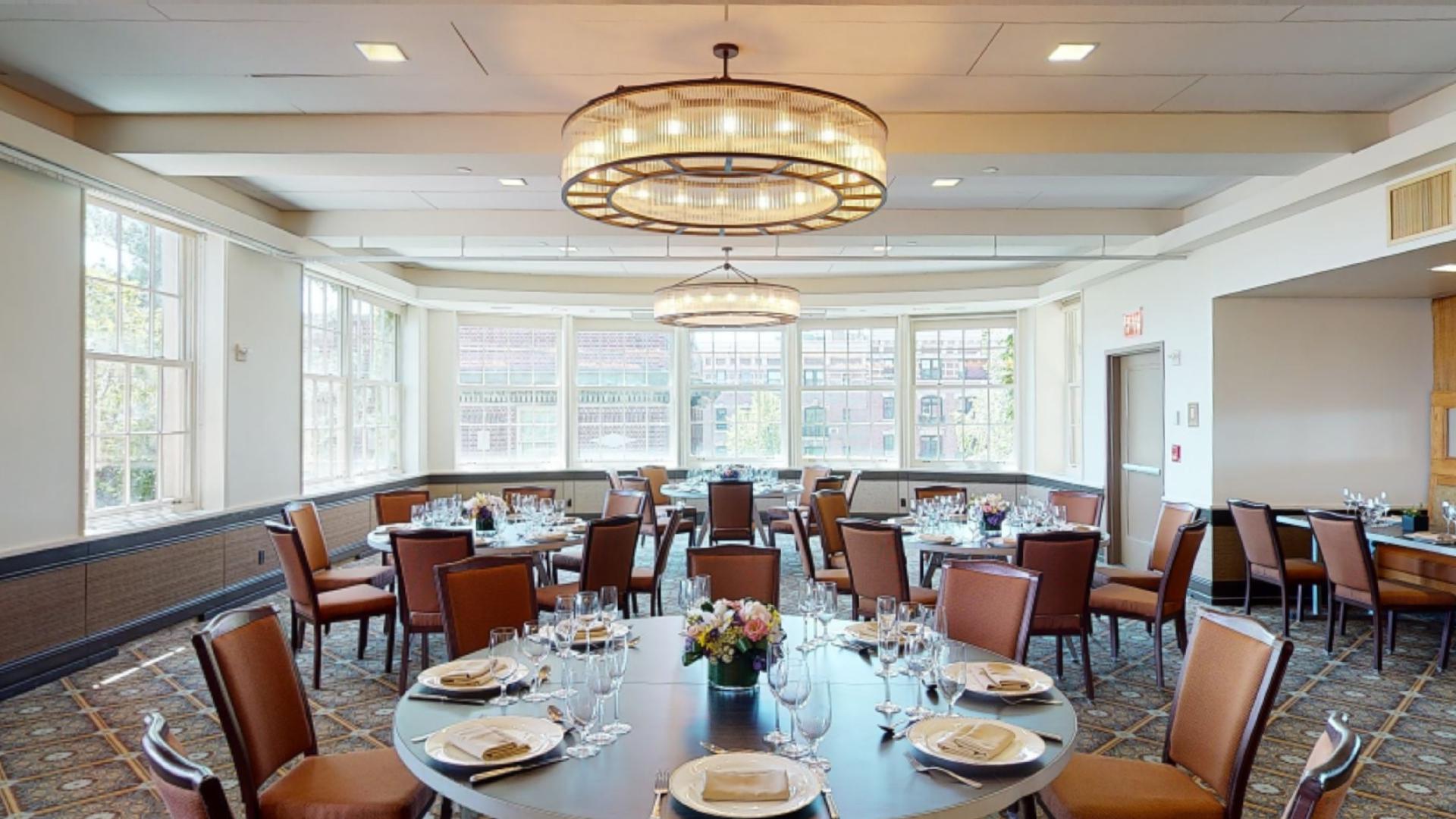 Restaurant Dining Rooms