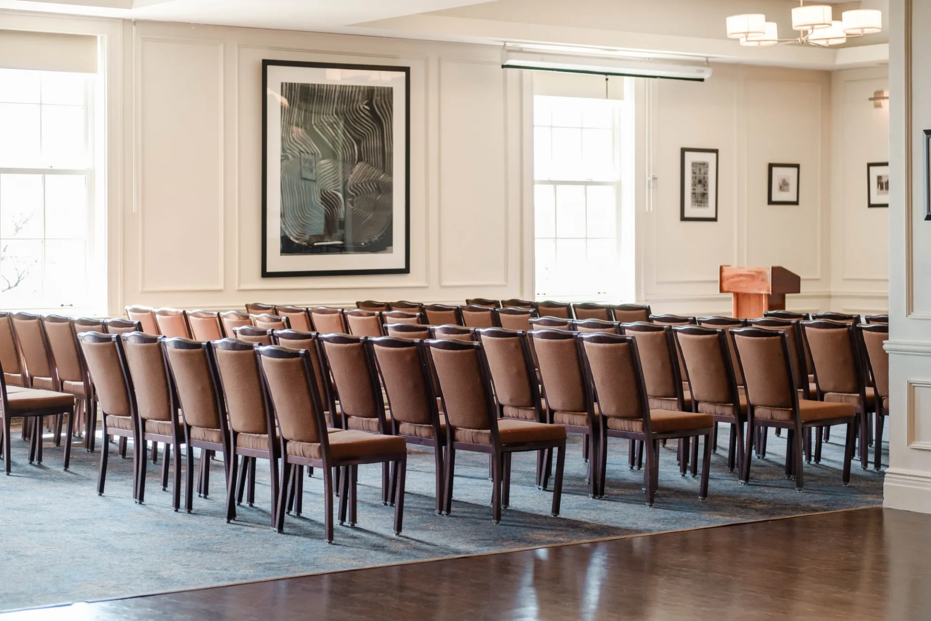 Presidential 2 set with theater seating